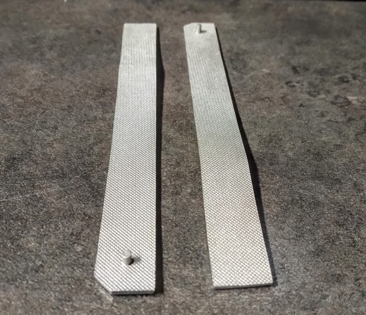 2 Rampes D/G - Long 122 mm - Résine - Ech 1:43