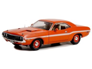 Marketplace : DODGE Challenger 1970 Orange avec bandes blanche - Greenlight - 1:18