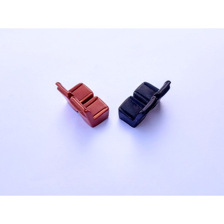 Siège Noir ou Marron - Ech. 1:43
