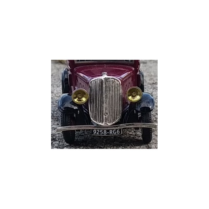 Radiateur + Bouchon - Renault Monaquatre - 1/43