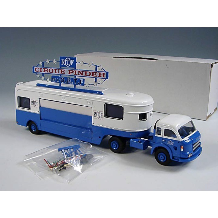 Support publicitaire pour Podium Pinder - ORTF - Résine - 1/43 | VoituresMiniatures.fr