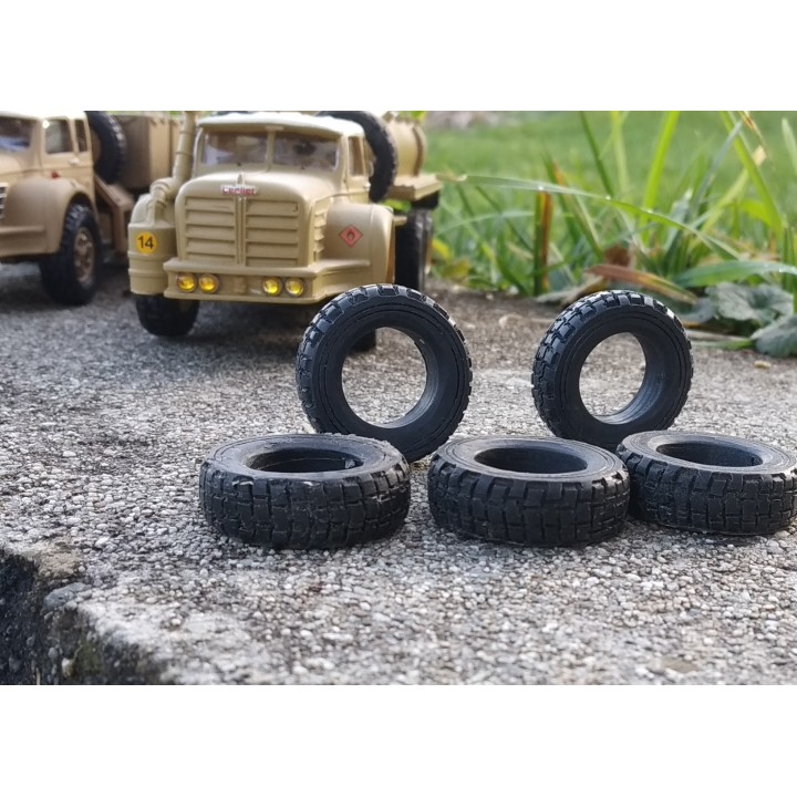 Pneu souple camion - 1/43 - Ø30 mm - A l'unité | VoituresMiniatures.fr