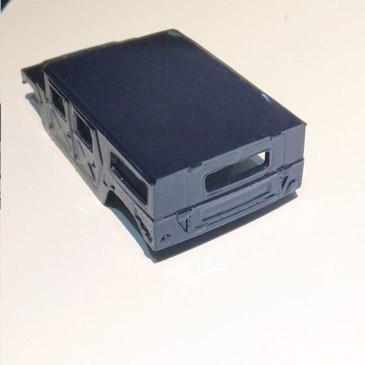 Carrosserie + Châssis - Hummer version civil - 1:48 - MMB - En l'état