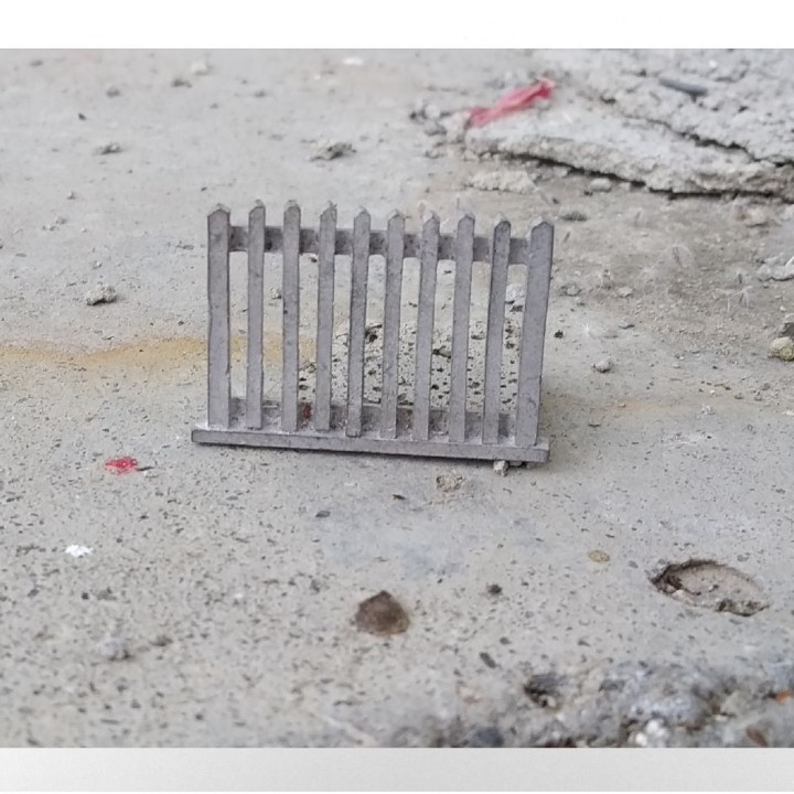 Barrière en white metal - 31 X 25 mm - CPC Production