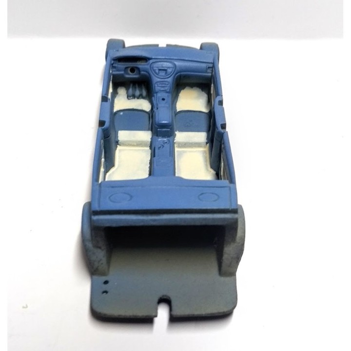 Châssis + intérieur - Peugeot 607... | VoituresMiniatures.fr