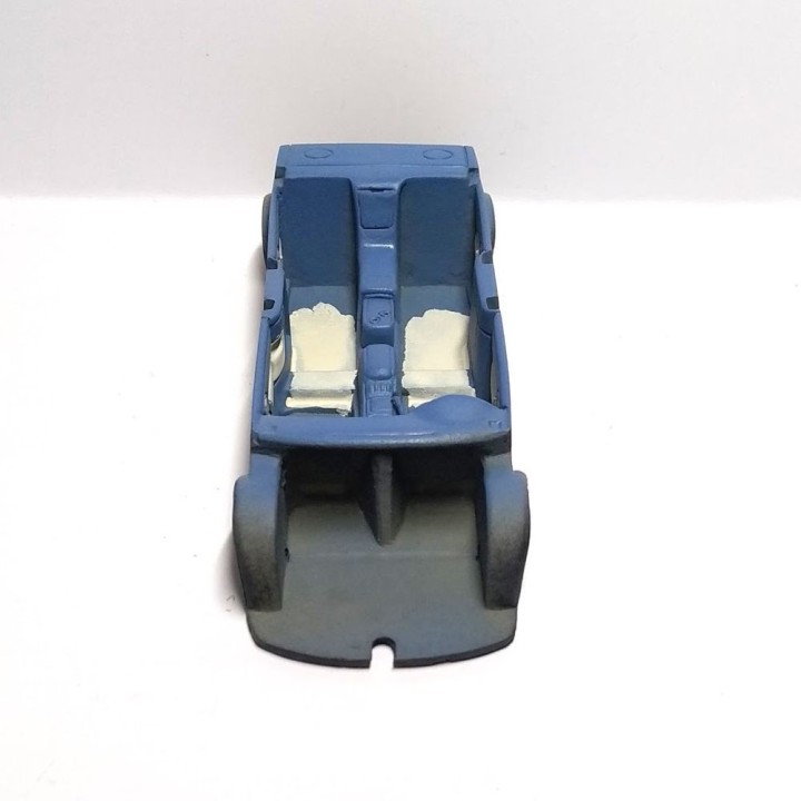 Châssis + intérieur - Peugeot 607... | VoituresMiniatures.fr