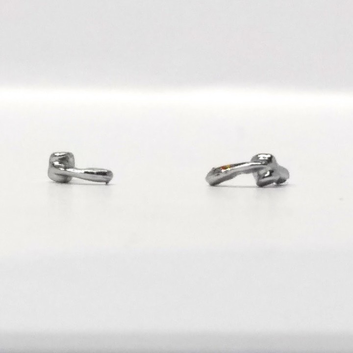 2 poignées de portière - Long. 4.30mm - White Metal - 1:43