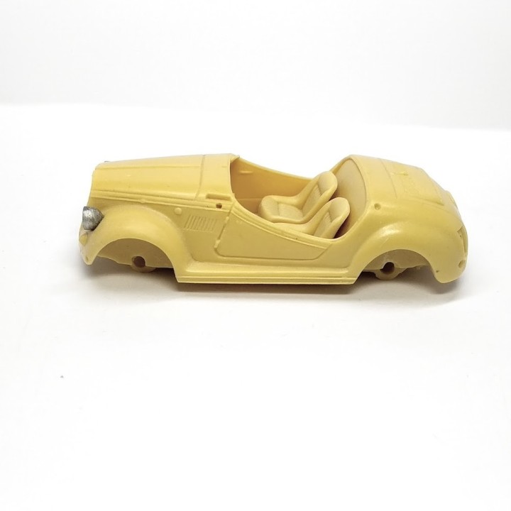Carrosserie : Fiat 500 Gamine - Résine - 1:43