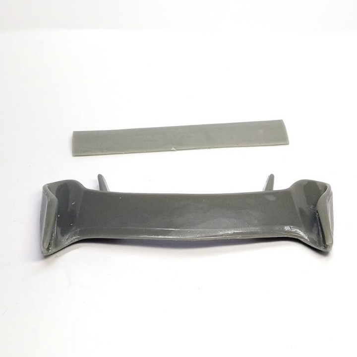 Aileron en 2 parties - 75.50 mm - Résine - 1:18