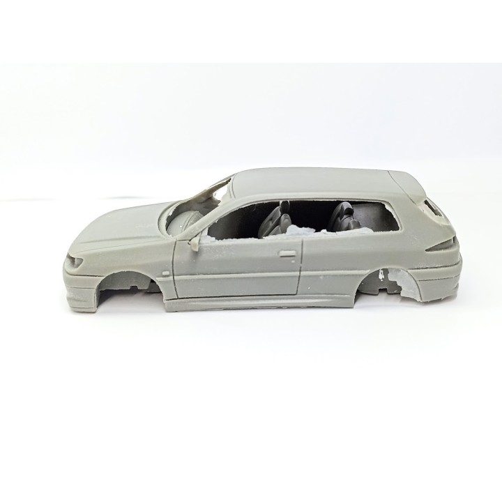 Kit : Peugeot 306 "Break de chasse" - Résine - 1:43