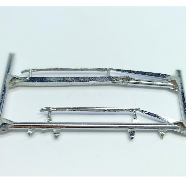 Galerie - Longueur 27.50 mm White Metal Chromé - 1:43