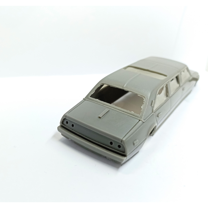 Kit incomplet : Ferrari 400 Limousine - Résine - 1:43
