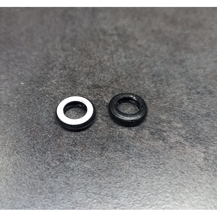 4 pneus ø12mm avec coté blanc - Résine souple - Artisans43