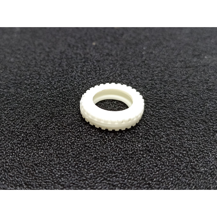 4 pneus striés creux - Camions CIJ - ø19mm - Blanc - 1/43