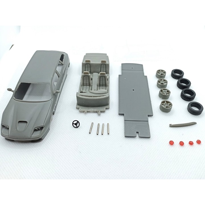 Kit incomplet FERRARI 550 Maranello Break 1996 - Résine - 1:43
