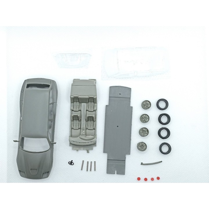 Kit incomplet FERRARI 550 Maranello Break 1996 - Résine - 1:43