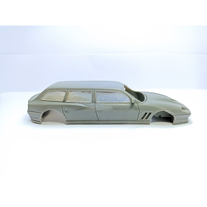 Kit incomplet FERRARI 550 Maranello Break 1996 - Résine - 1:43