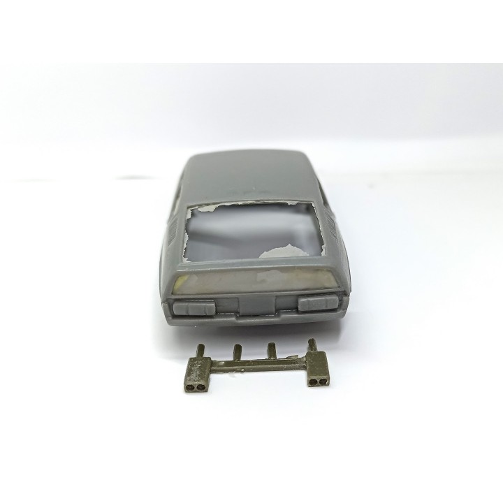 Carrosserie - LAMBORGHINI Espada - Résine - 1:43
