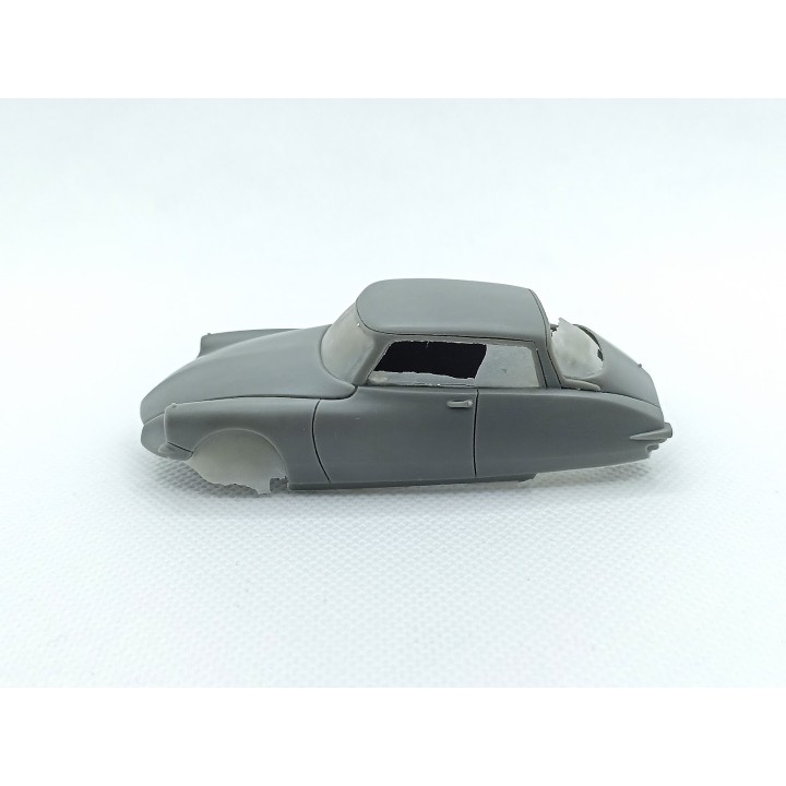 Kit incomplet: Citroën DS RICOU - Résine - 1:43