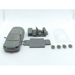 Kit incomplet: Renault CLIO coupé Sbarro 1999 - Résine - 1:43