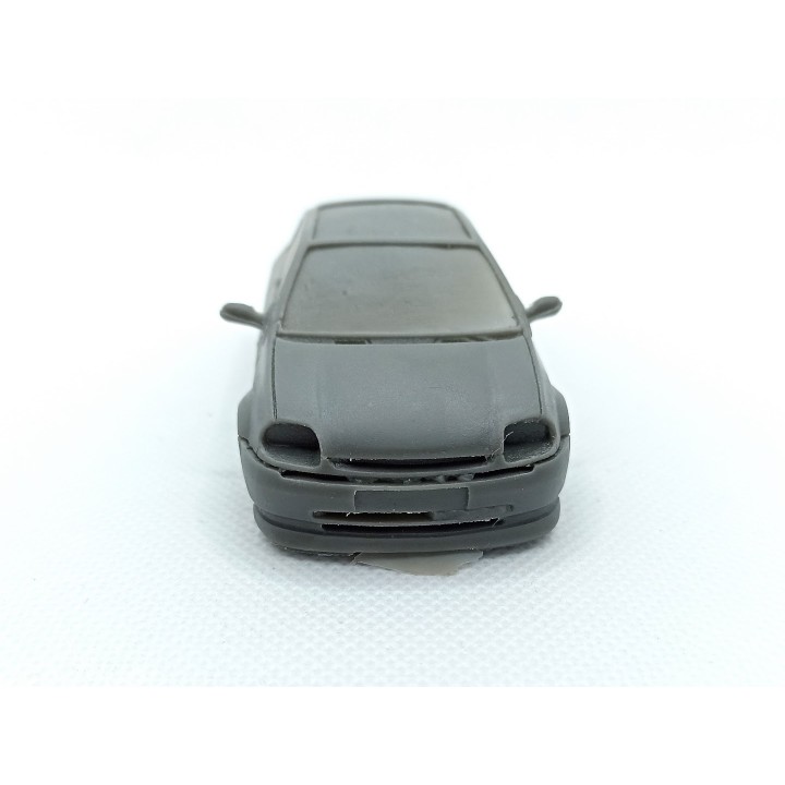 Kit incomplet: Renault CLIO coupé Sbarro 1999 - Résine - 1:43