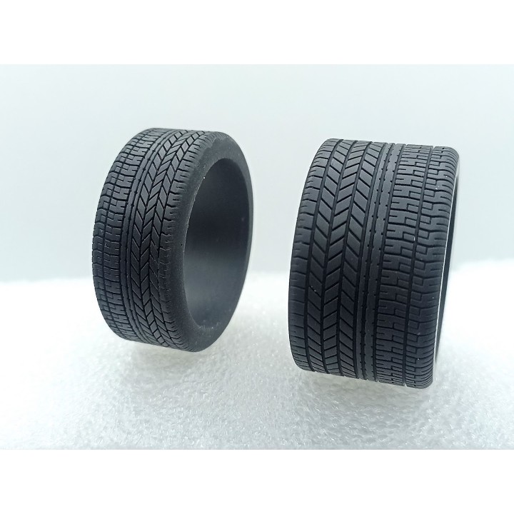 4 pneus AV/AR ø36.50 mm - Résine souple - 1:18