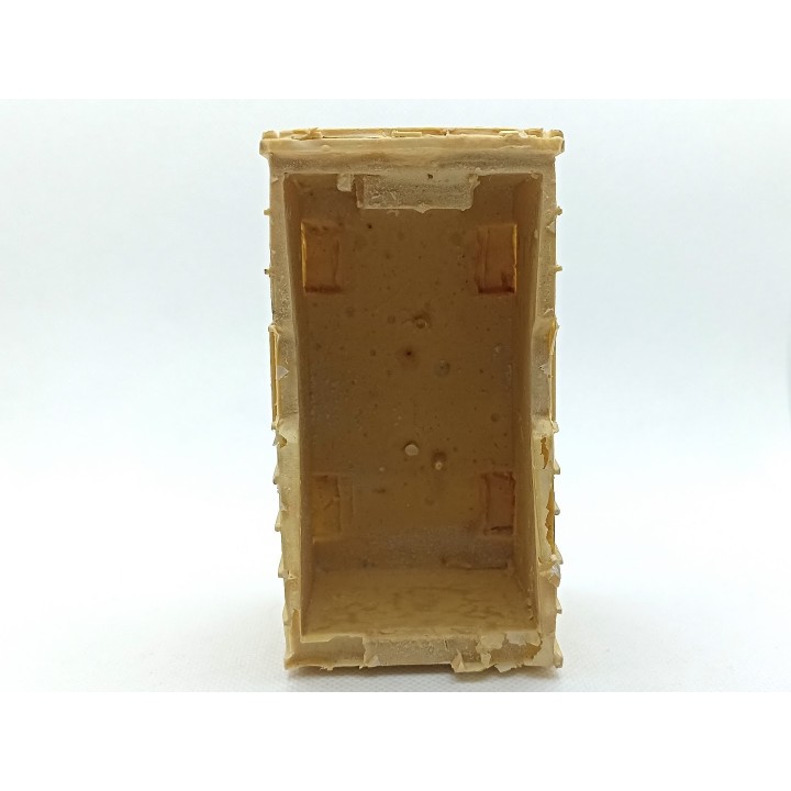 En l'état : Caisse en résine long. 11 cm - 1:43