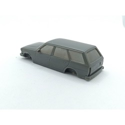 Peugeot 305 Break en résine à monter à l’échelle 1:43
