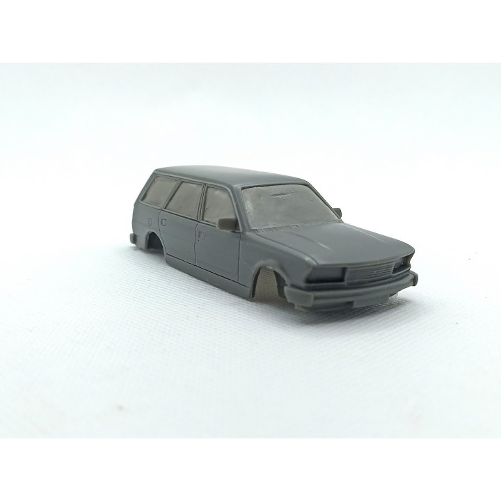 Peugeot 305 Break FG Miniature en kit à l’échelle 1:43