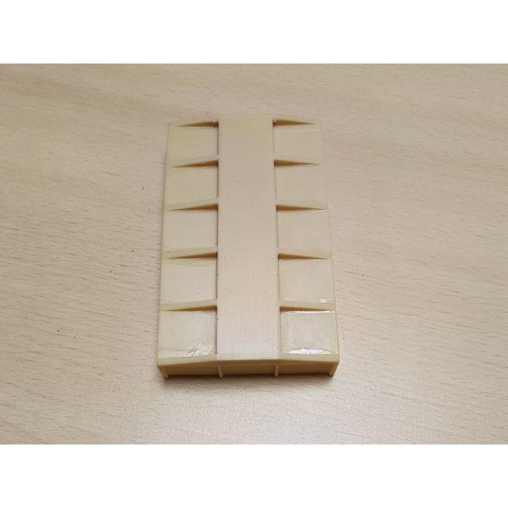 En l'état : Caisse 9.2 x 5.60 cm - Résine - 1:43