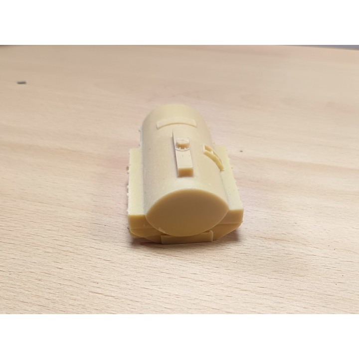En l'état : CITERNE 8 X 5.50 cm - Résine - 1:43