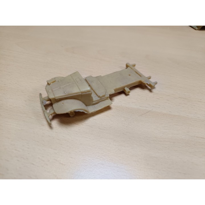 Carrosserie (N°712) - Résine - 1:43