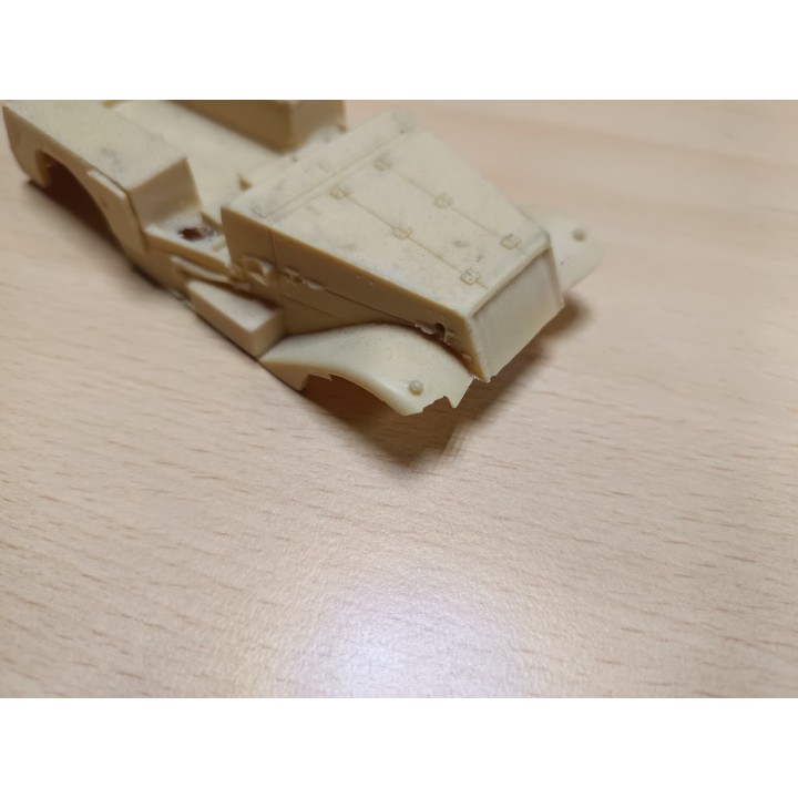 En l'état : CARROSSERIE (n°720-11) - Résine - 1:43