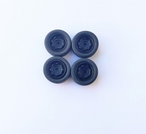 4 roues complètes noires - Diam. 13mm - Ech. 1:43 - Résine