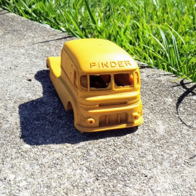 En l'état - Tracteur du cirque Pinder - 1:43 - CPC Production