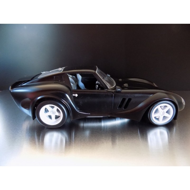 Marketplace : Transkit FERRARI 250 GTO base Bburago - MF - 1:18