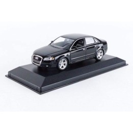 Marketplace : AUDI A4 2004 Noire - Maxichamps - 1:43