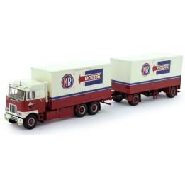 Marketplace : MACK F700 6x4 porteur caise rigide et remorque transp...