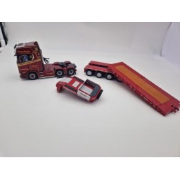Marketplace : SCANIA S650 6x4 avec plateau surbaissé 4 essieux DAVI...