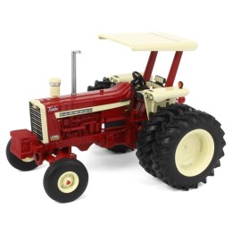 Marketplace : Tracteur du Farm Show 2023 avec arceau et roues jumel...