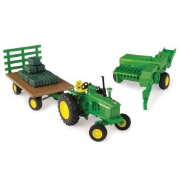 Marketplace : Tracteur JOHN DEERE accompagné d'un plateau et d'une ...
