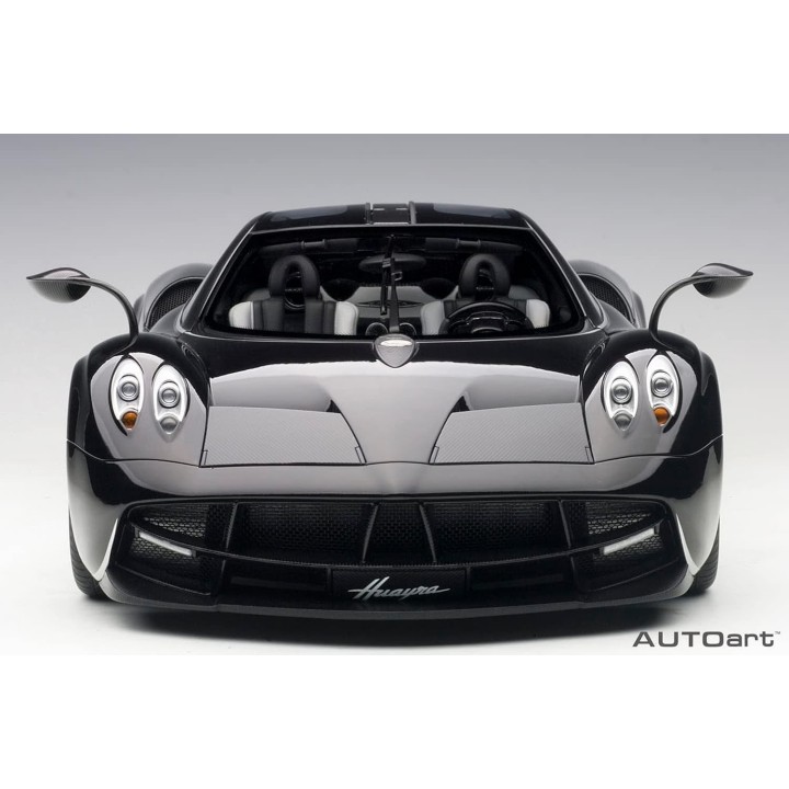Marketplace : Pagani Huayra Noir - AUTOART - 1:12