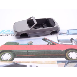 Marketplace : KIT RENAULT SUPER 5 GTS CABRIOLET EBS - ALEZAN - 1:43