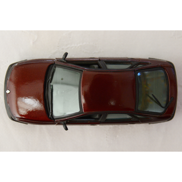 Marketplace : RENAULT Laguna - VITESSE - 1:43