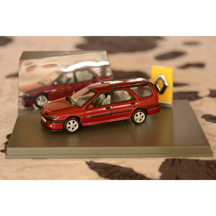 Marketplace : RENAULT Laguna Nevada Phase II - UNIVERSAL HOBBIES - ...