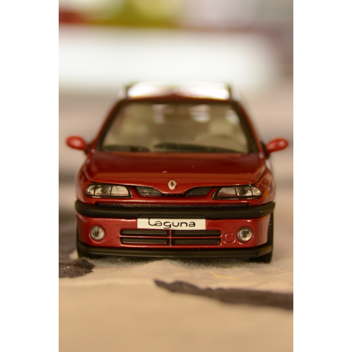 Marketplace : RENAULT Laguna Nevada Phase II - UNIVERSAL HOBBIES - ...