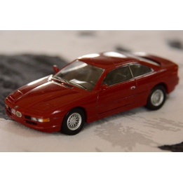 Martketplace : BMW 850i 1990 - UNIVERSAL HOBBIES - 1:43