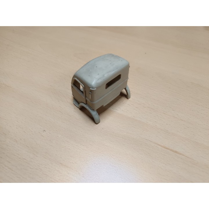 En l'état : Cabine SIMCA - Résine - 1:43 (720/8)