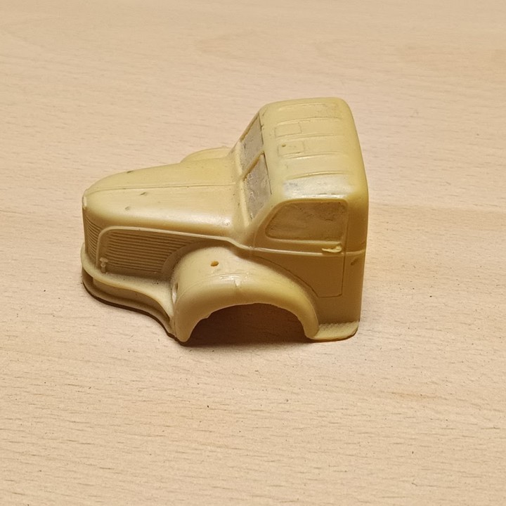 Cabine Berliet en l'état - Résine - 1:43 (720-14)
