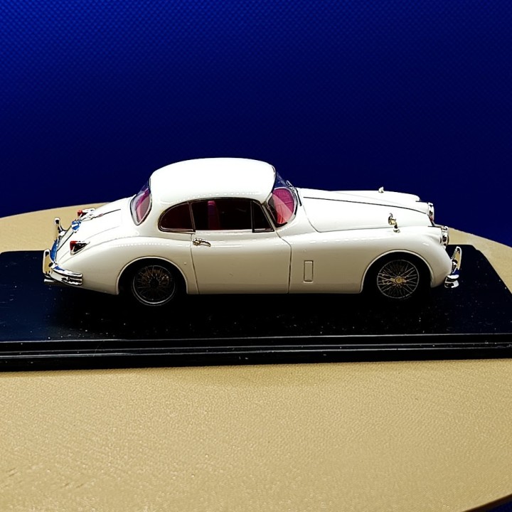 En l'état : JAGUAR XK 150 Cabriolet 1958 - Blanc- TWINCAM - 1:43